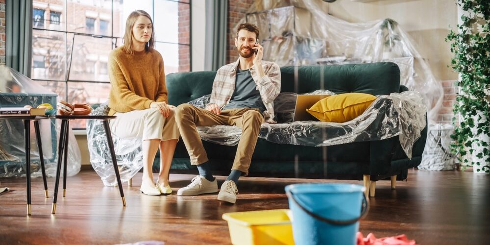 Roof,Is,Leaking,Or,Pipe,Rupture,At,Home:,Panicing,Couple Roof Leaks at Home: Panic Couple Calling Insurance Company